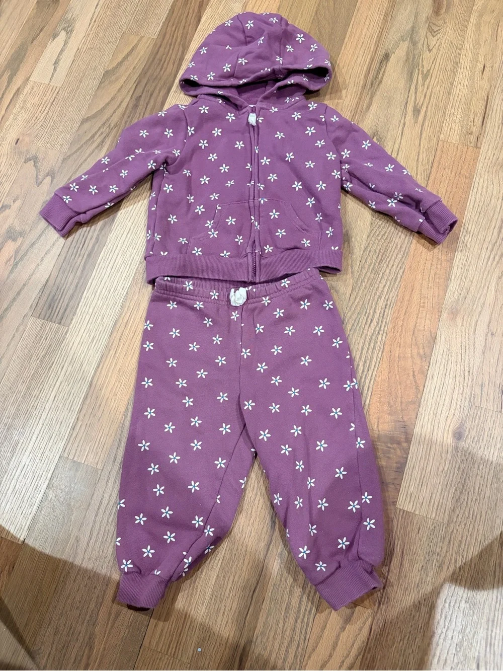 Carter’s baby girl flower sweat outfit